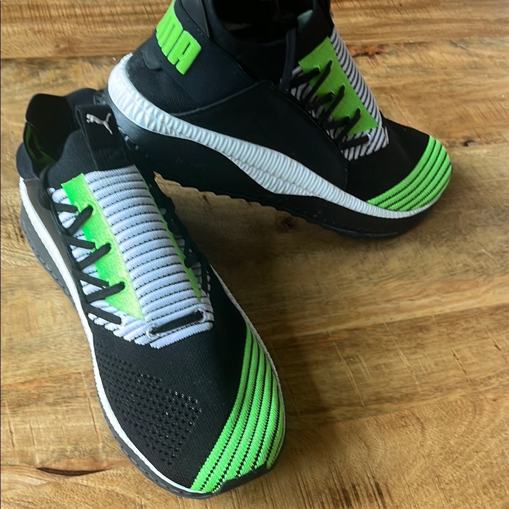 Puma Black and Green Athletic Sneakers
